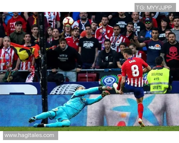 西甲联赛精彩对决比利亚雷亚尔迎战希洪竞技全力争胜